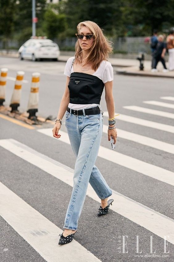 ���������ӵ�ѥ�ӣ�һ������ֵ�ļ�ͷЬ���ˣ�