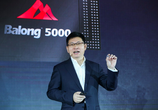 ��Ϊȫ�濪��5Gʱ��  ����5G��ģ�ն�оƬ�������ն�