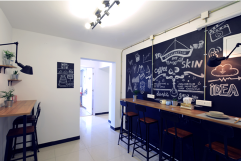 ���ǹ�Ԣ���1����ԪB������ �����Ļ����ųɲŸ�Ͷ